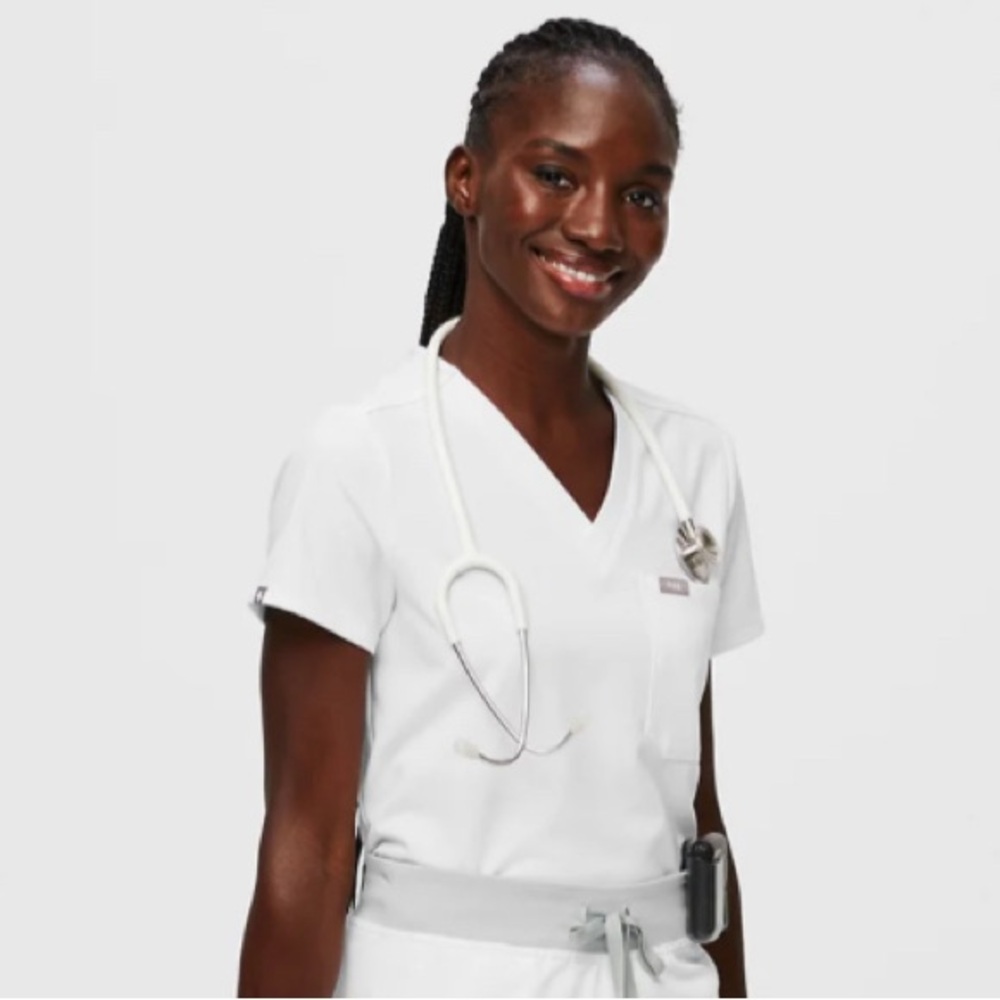 Figs White Catarina One-Pocket Scrub Top